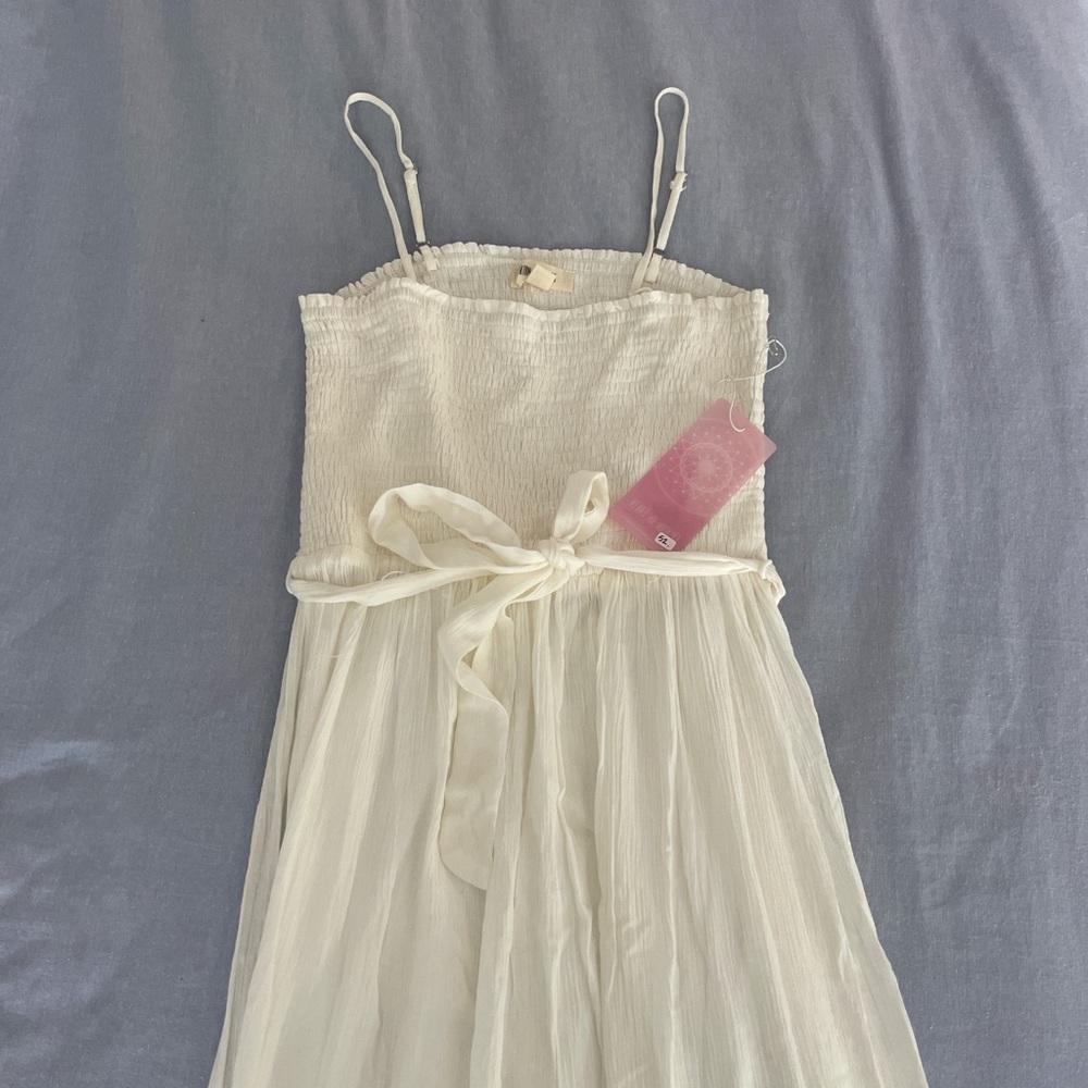 Elegant Cream Maxi Dress